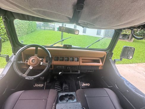 Used 1995 Jeep Wrangler Rio Grande AWD/4WD image 9