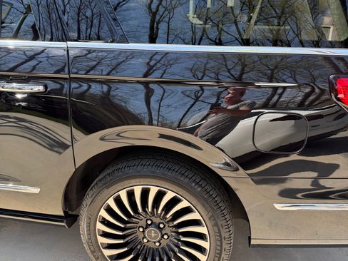 Used 2019 Lincoln Navigator L Black Label w/ Cargo Package image 31