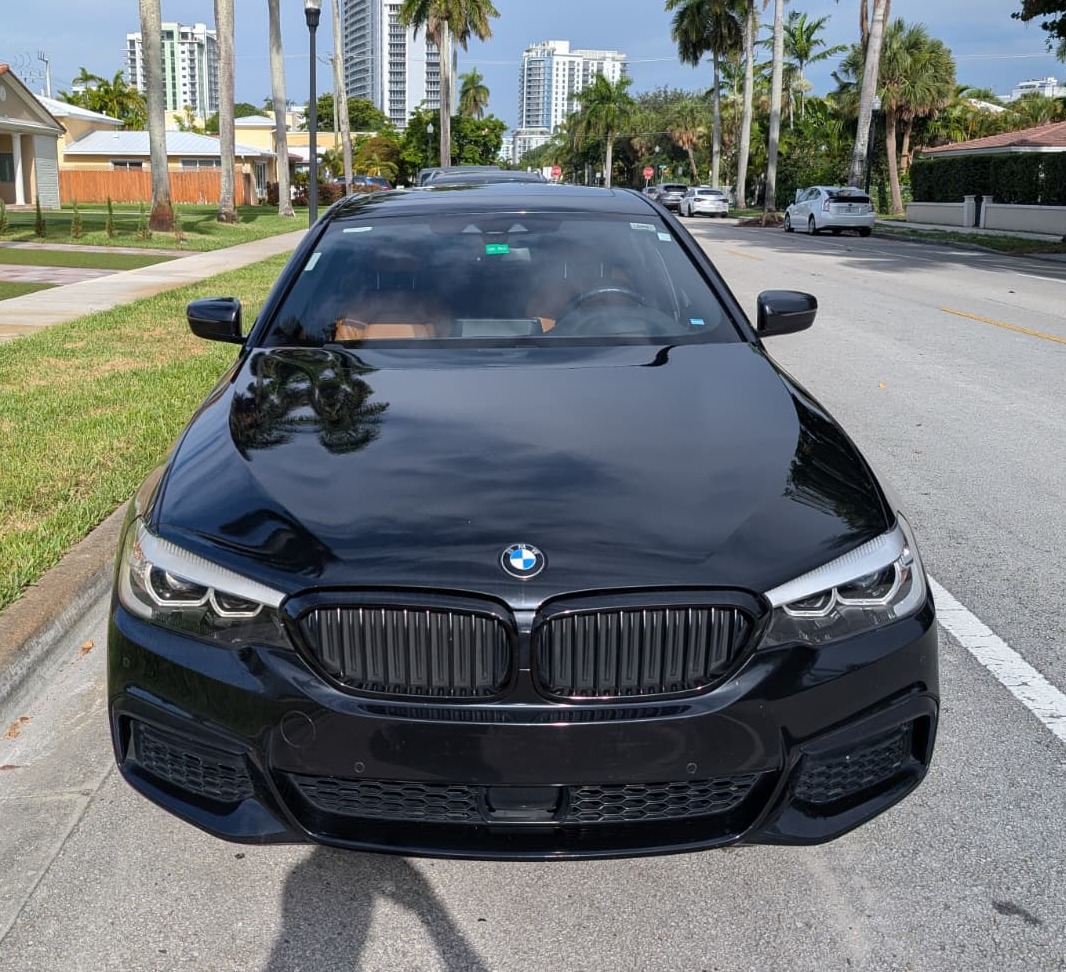 Used 2019 BMW 540i w/ M Sport Package RWD image 1