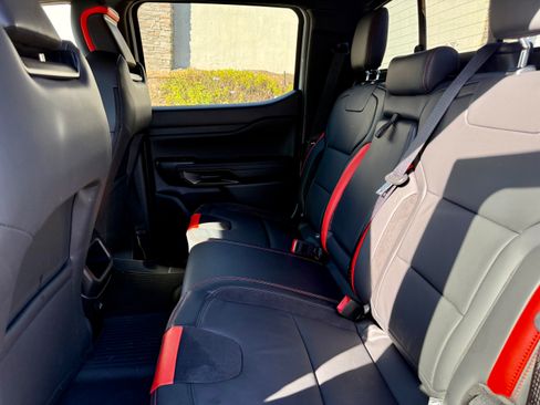 Used 2024 Ford Ranger Raptor AWD/4WD image 18
