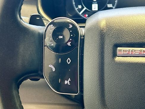 Used 2020 Land Rover Discovery HSE image 12