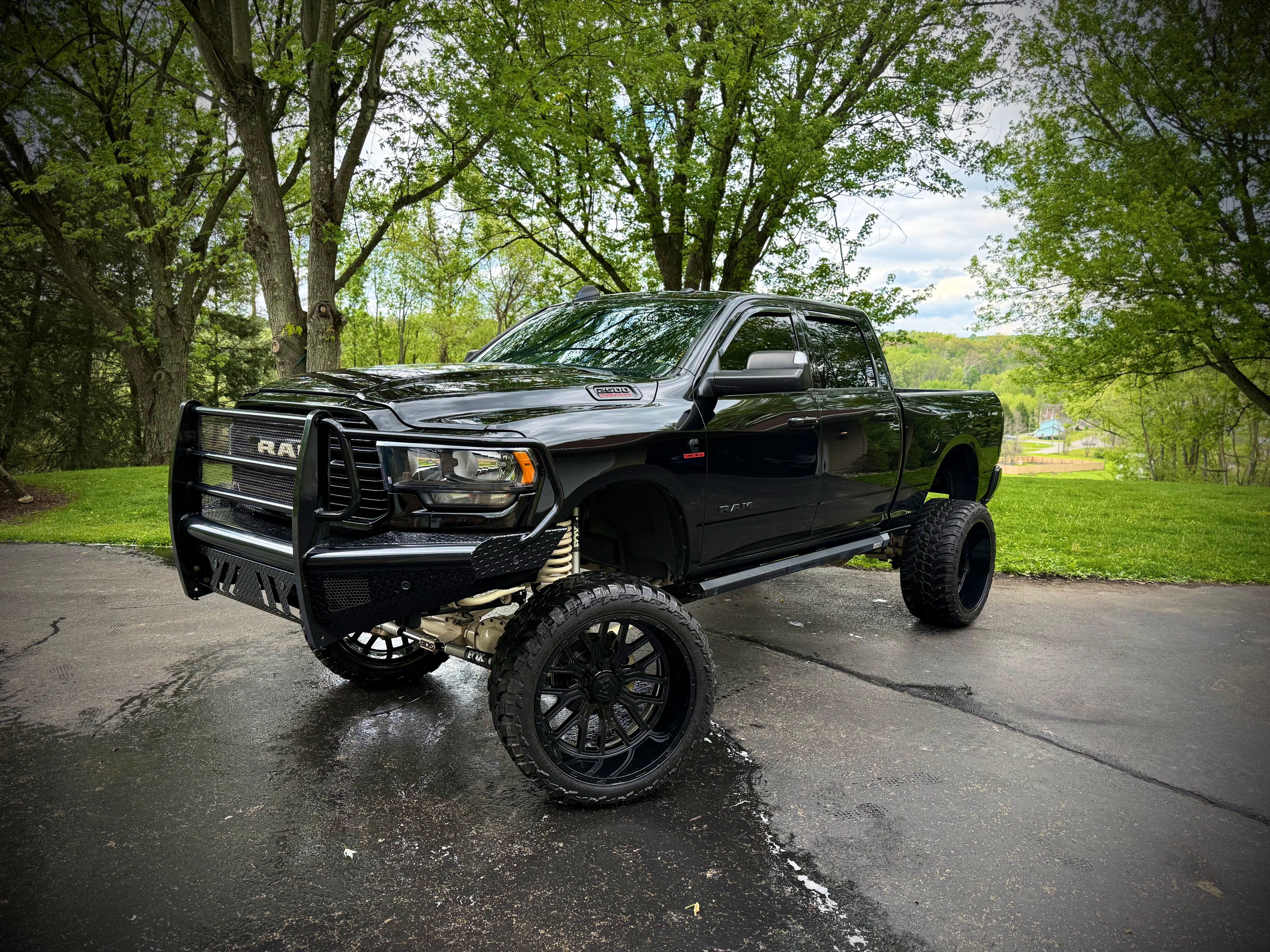 Used 2021 RAM 2500 Big Horn w/ Night Edition AWD/4WD image 1
