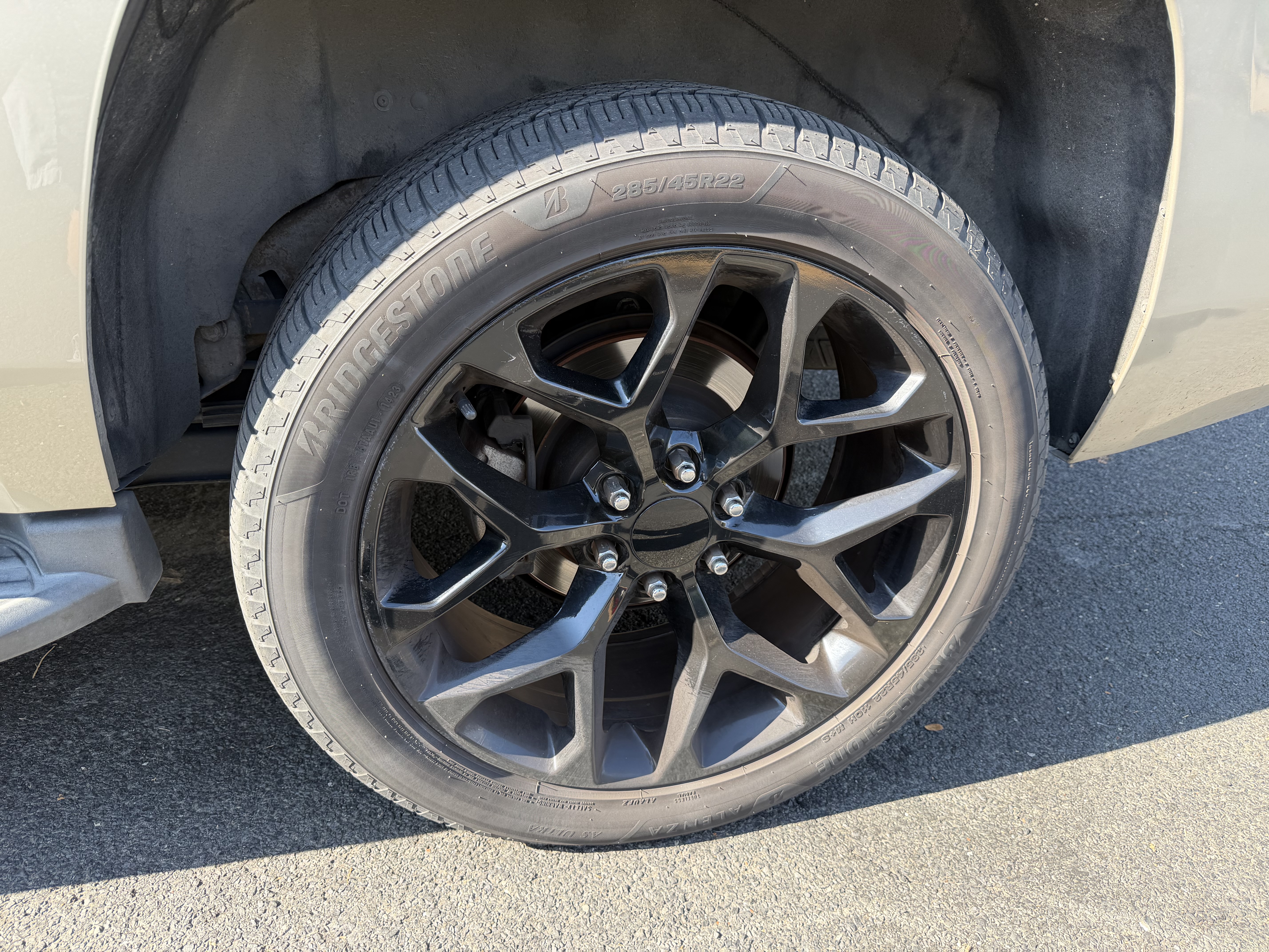 Used 2016 Chevrolet Tahoe LT AWD/4WD image 12