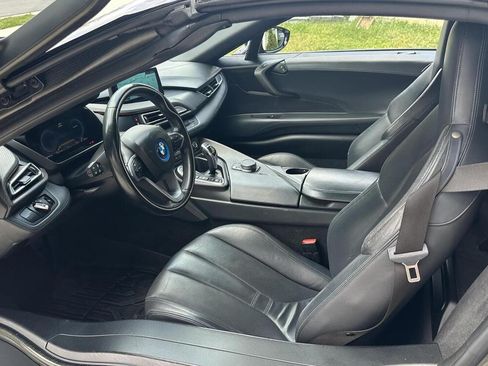 Used 2019 BMW i8 Roadster image 4