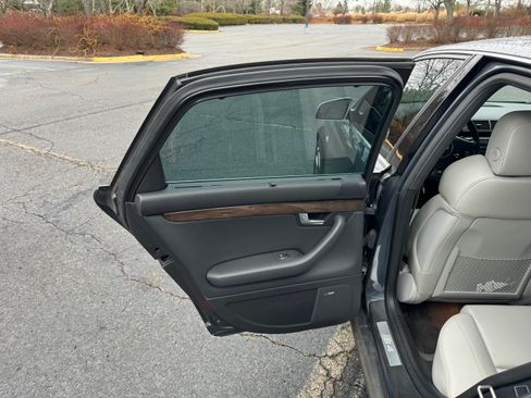 Used 2004 Audi S4 Sedan image 16