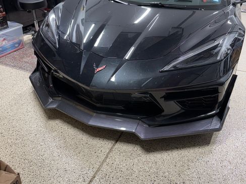 Used 2024 Chevrolet Corvette Stingray Premium Cpe w/ Z51 Performance Package image 2