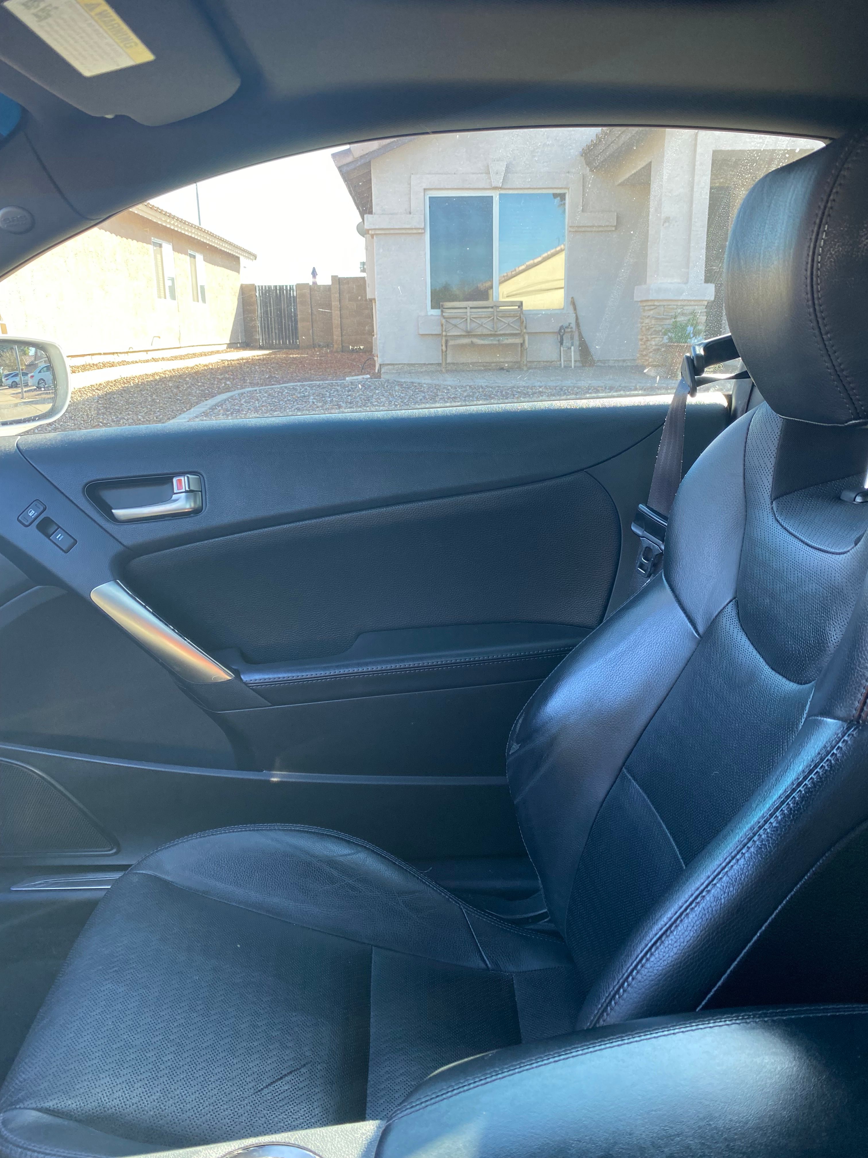 Used 2014 Hyundai Genesis 3.8 RWD image 15