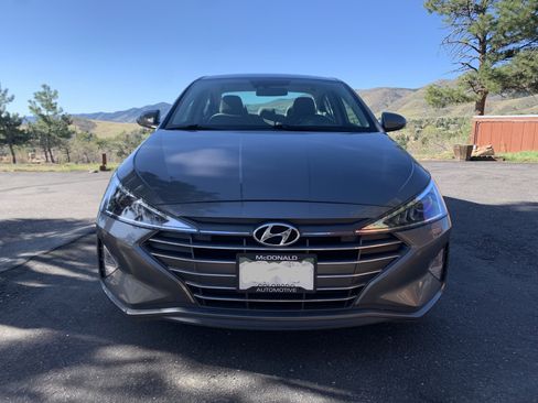Used 2020 Hyundai Elantra SEL FWD image 2