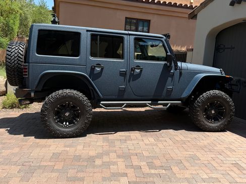 Used 2016 Jeep Wrangler Unlimited Sport w/ Quick Order Package 24S AWD/4WD image 1