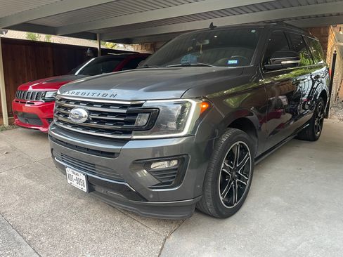 Used 2020 Ford Expedition Limited w/ Equipment Group 303A RWD image 10
