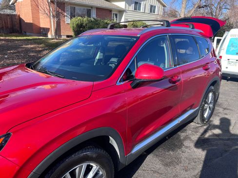 Used 2020 Hyundai Santa Fe SEL w/ Convenience Package image 4