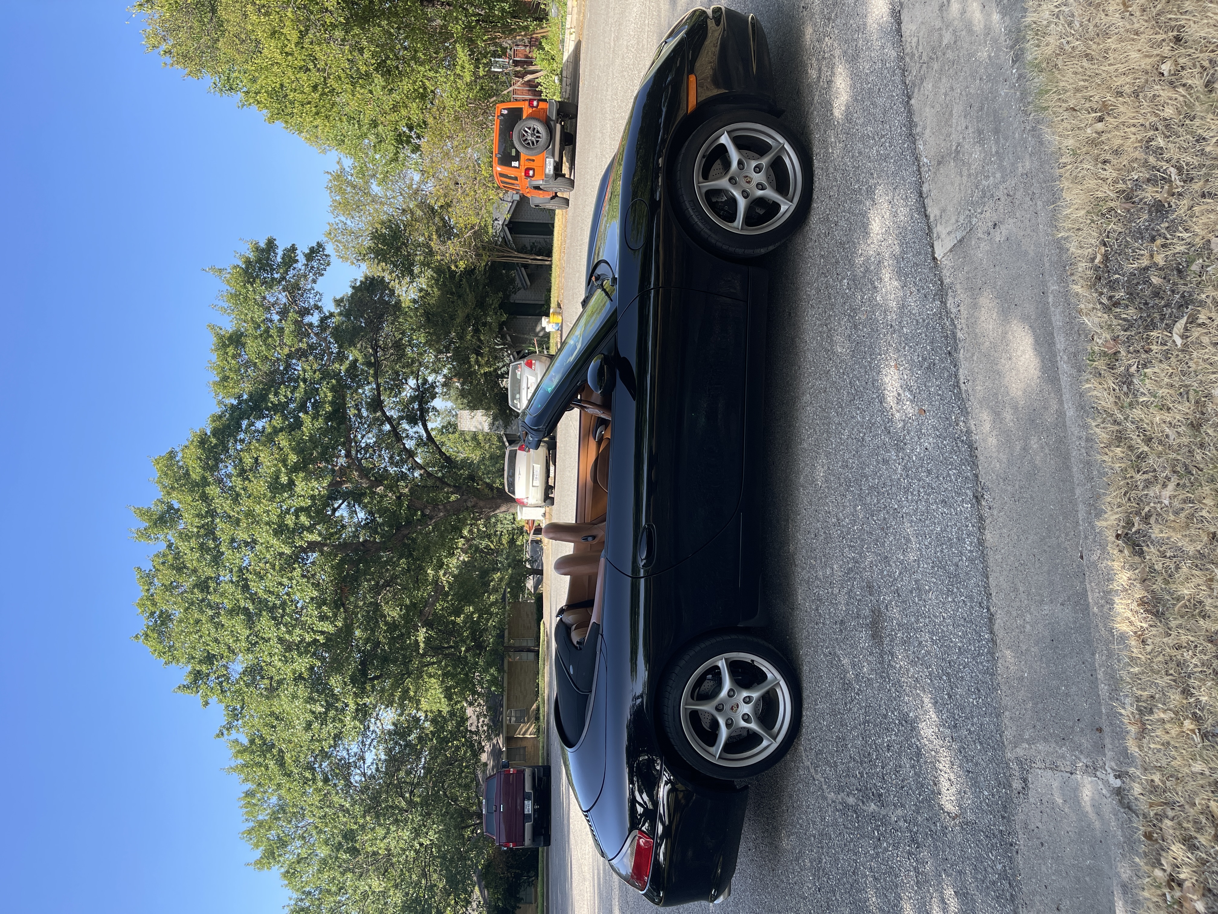 Used 2003 Porsche 911 Cabriolet image 2