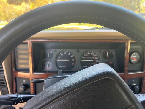 Used 1995 Jeep Cherokee Country AWD/4WD image 6