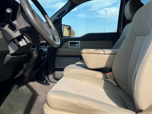 Used 2010 Ford F150 XLT image 18