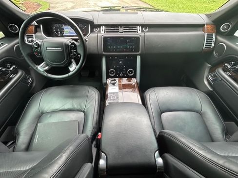 Used 2020 Land Rover Range Rover HSE image 15