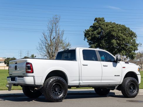 Used 2021 RAM 2500 Laramie w/ Night Edition image 12