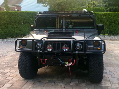 Used 2003 HUMMER H1 4-Door Wagon image 10