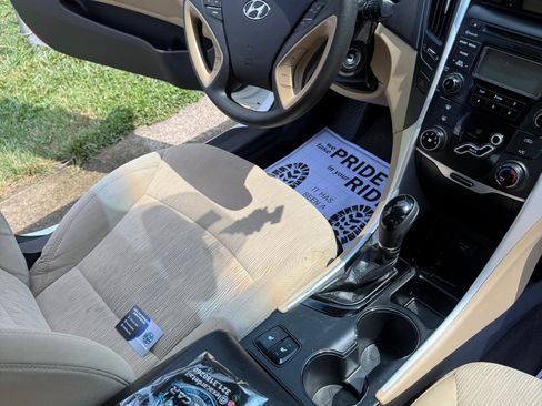 Used 2013 Hyundai Sonata GLS w/ Popular Equipment Pkg FWD image 13