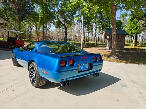 Used 1995 Chevrolet Corvette Coupe image 5