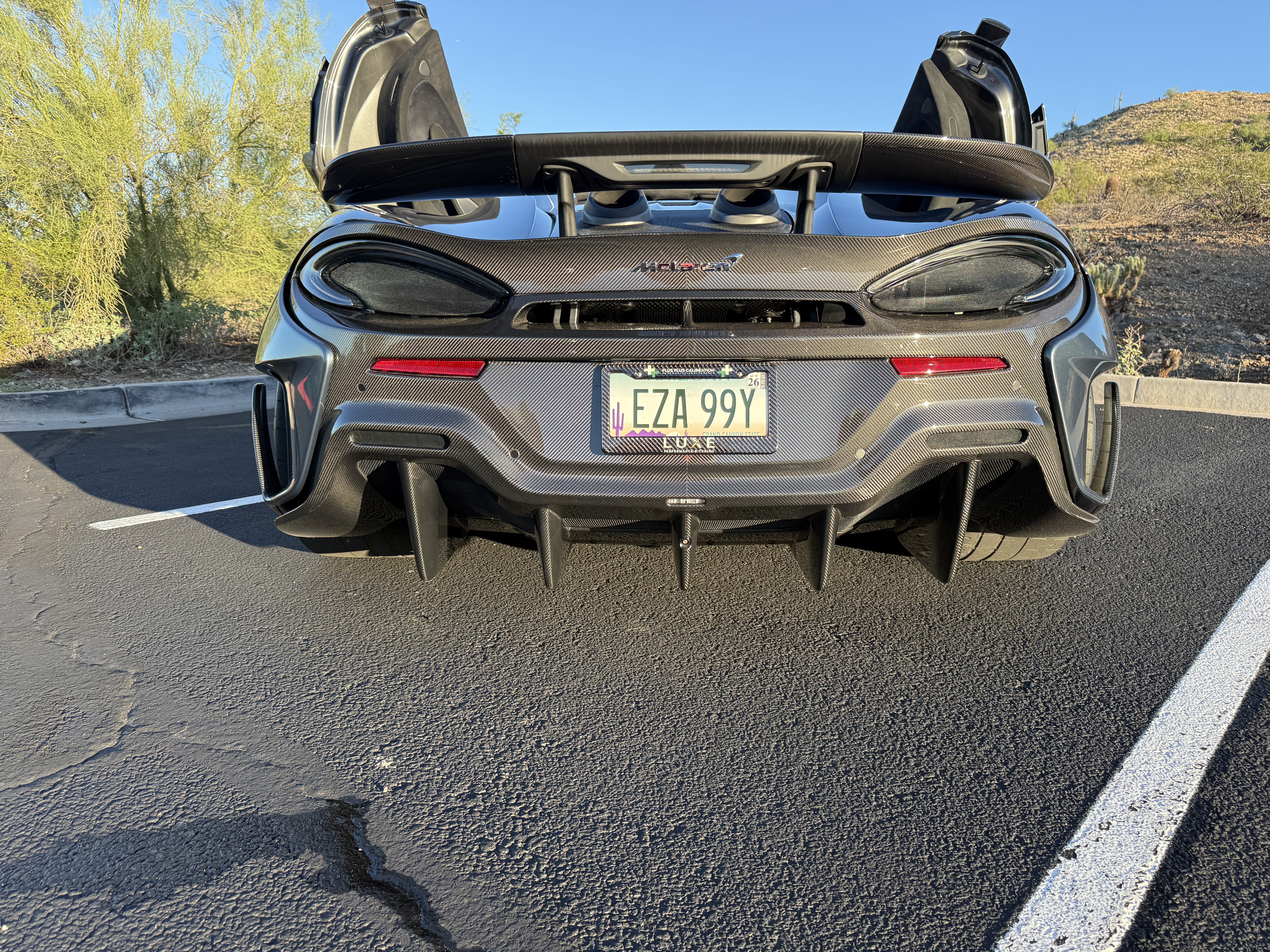 Used 2020 McLaren 600LT Spider RWD image 12