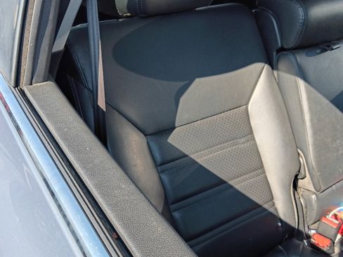 Used 2019 Kia Sorento EX FWD image 5