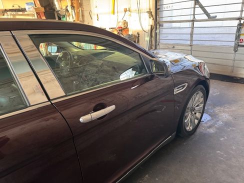 Used 2011 Ford Taurus Limited w/ 301A Rapid Spec Order Code image 6