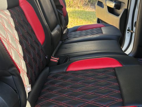 Used 2018 Chevrolet Silverado 1500 LT w/ All Star Edition image 11