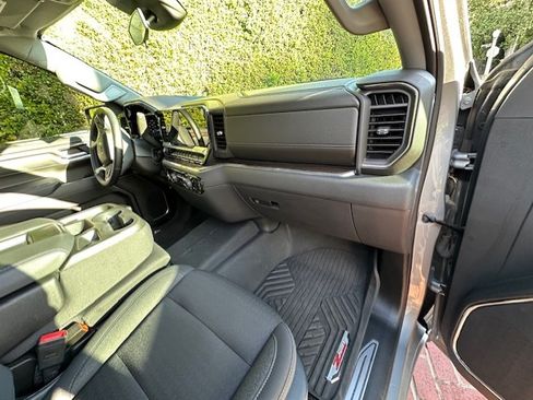 Used 2023 Chevrolet Silverado 1500 LT Trail Boss image 17