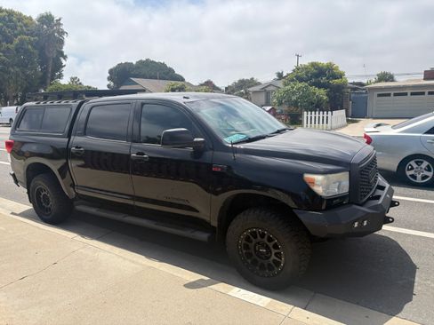 Used 2012 Toyota Tundra 4x4 CrewMax w/ TRD Off-Road Pkg image 6