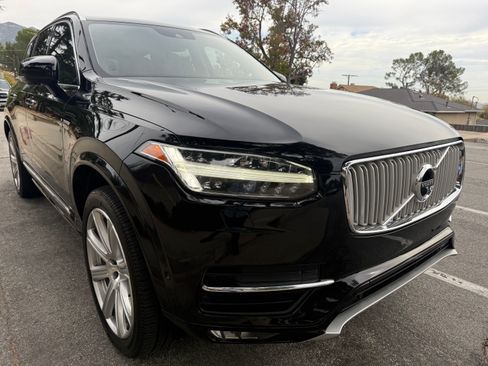Used 2018 Volvo XC90 T6 Inscription w/ Convenience Package image 4