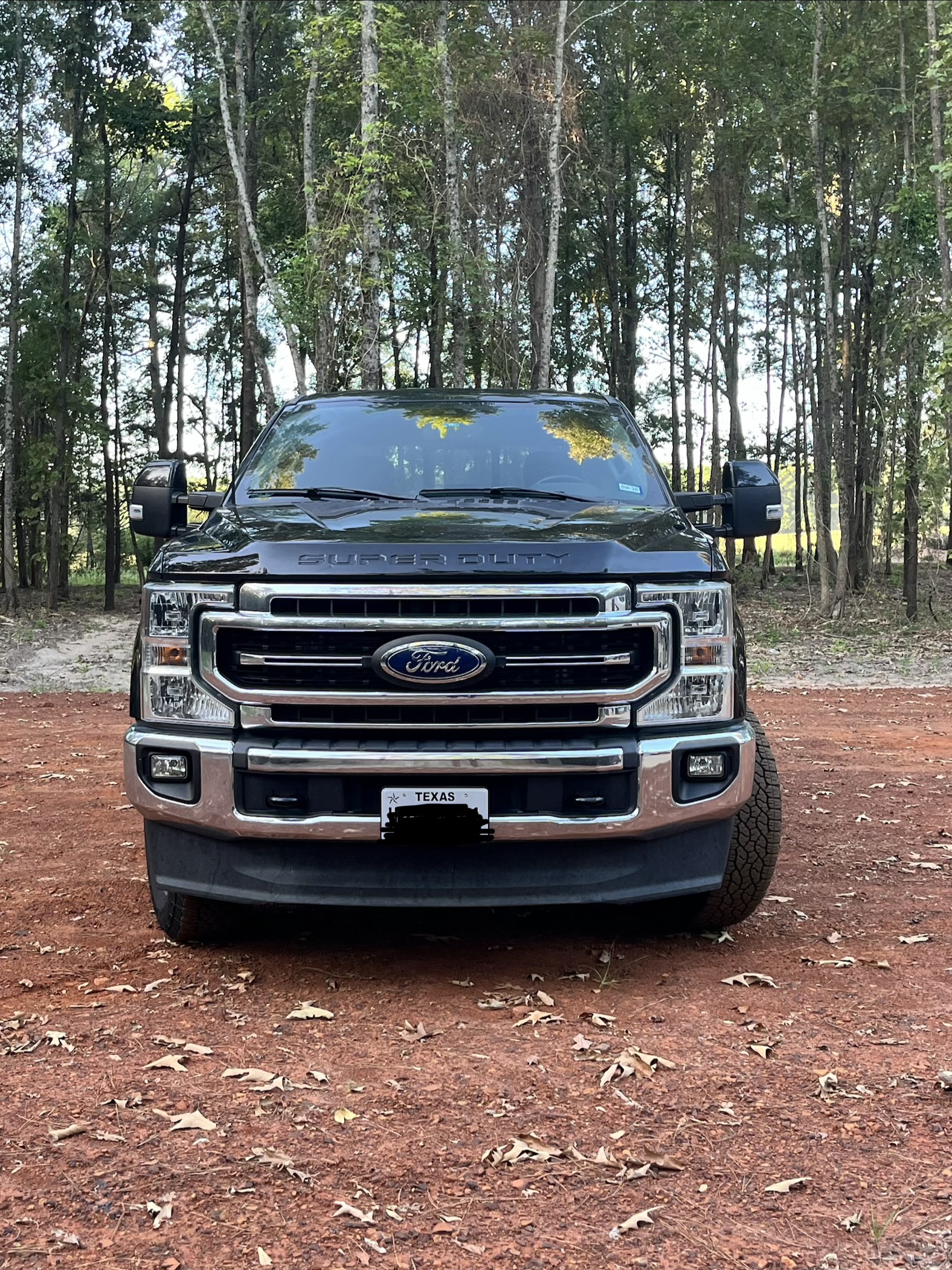 Used 2021 Ford F250 Lariat w/ Lariat Ultimate Package AWD/4WD image 4
