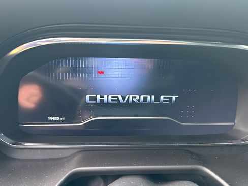 Used 2023 Chevrolet Suburban LT image 13