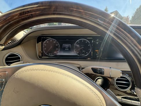 Used 2015 Mercedes-Benz S 550 4MATIC Sedan image 8