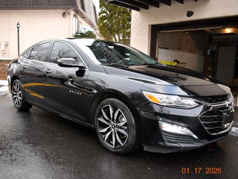 Used 2019 Chevrolet Malibu Premier image 1