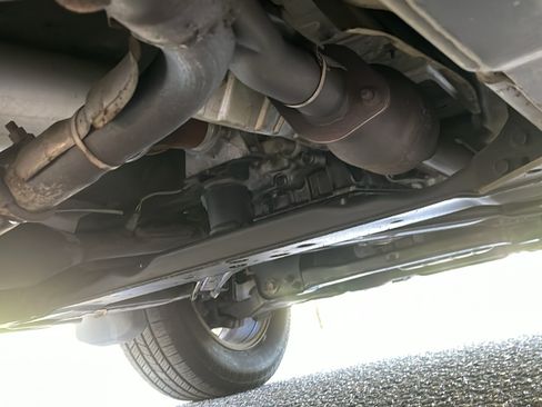 Used 2011 Nissan Pathfinder Silver image 10