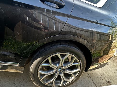 Used 2020 BMW X7 xDrive40i w/ Premium Package AWD/4WD image 14