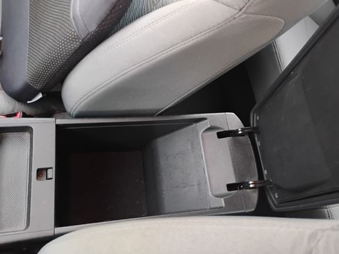 Used 2013 Hyundai Sonata Hybrid image 24