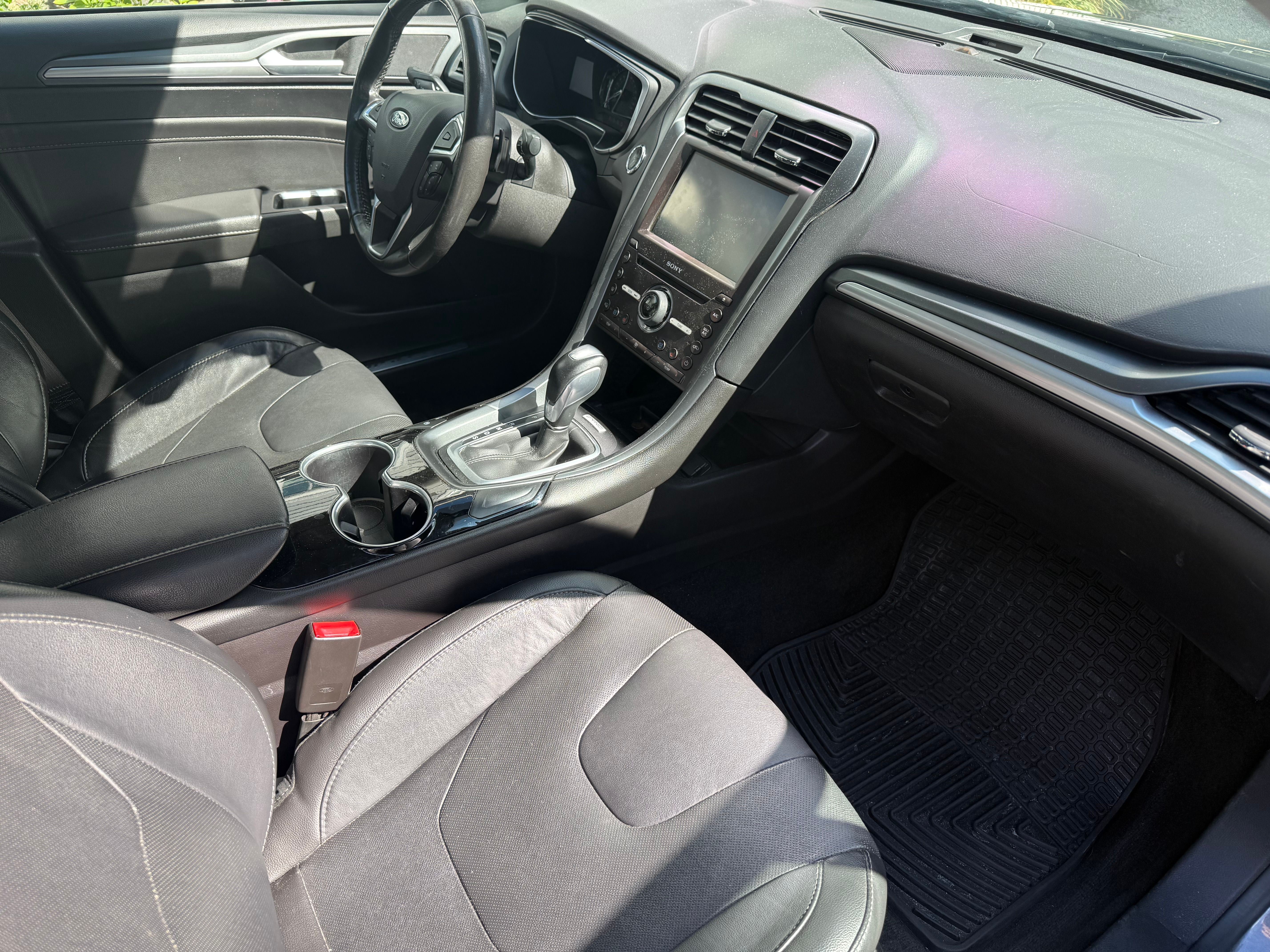 Used 2016 Ford Fusion Titanium AWD/4WD image 10