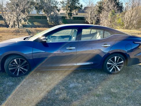 Used 2022 Nissan Maxima SV image 5