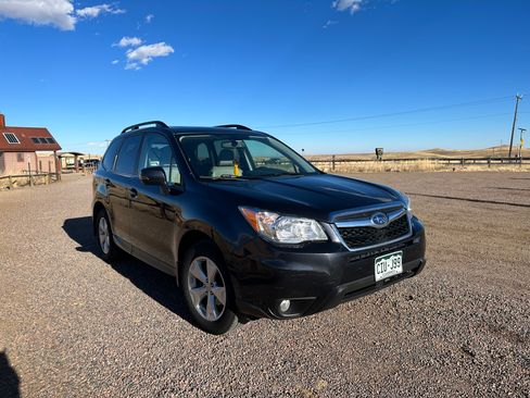 Used 2014 Subaru Forester 2.5i Touring AWD/4WD image 4