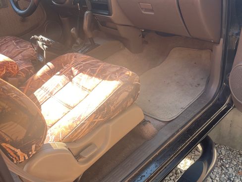 Used 1995 Toyota Tacoma 4x4 Xtracab image 11