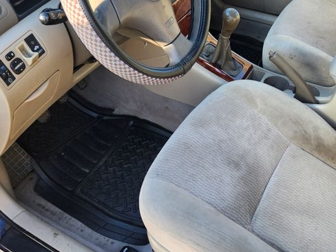 Used 2005 Toyota Corolla CE image 6