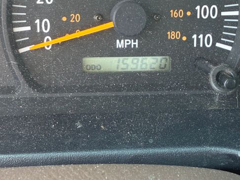 Used 2004 Toyota Tundra Limited image 6