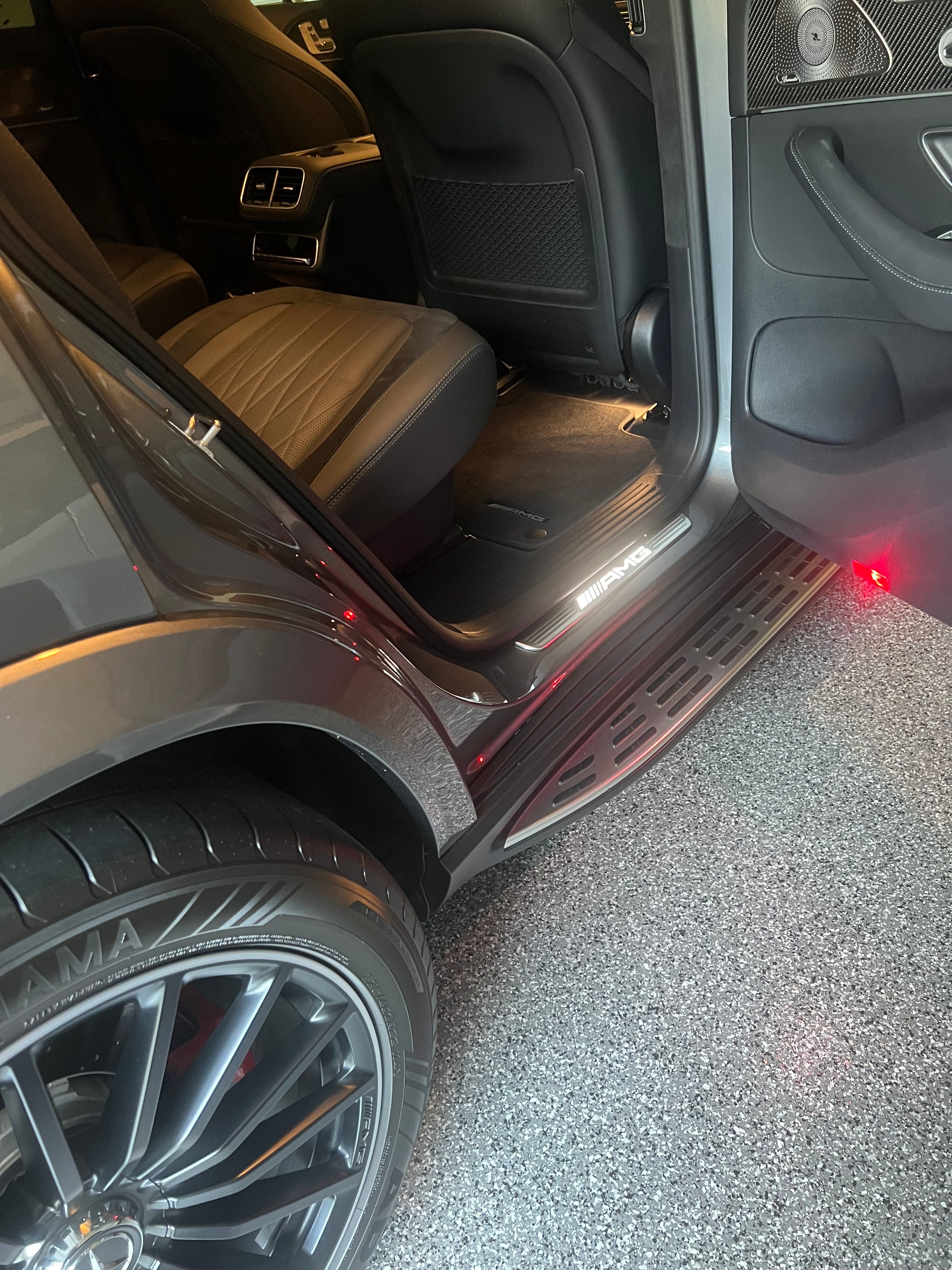 Used 2025 Mercedes-Benz GLS 63 AMG 4MATIC image 10