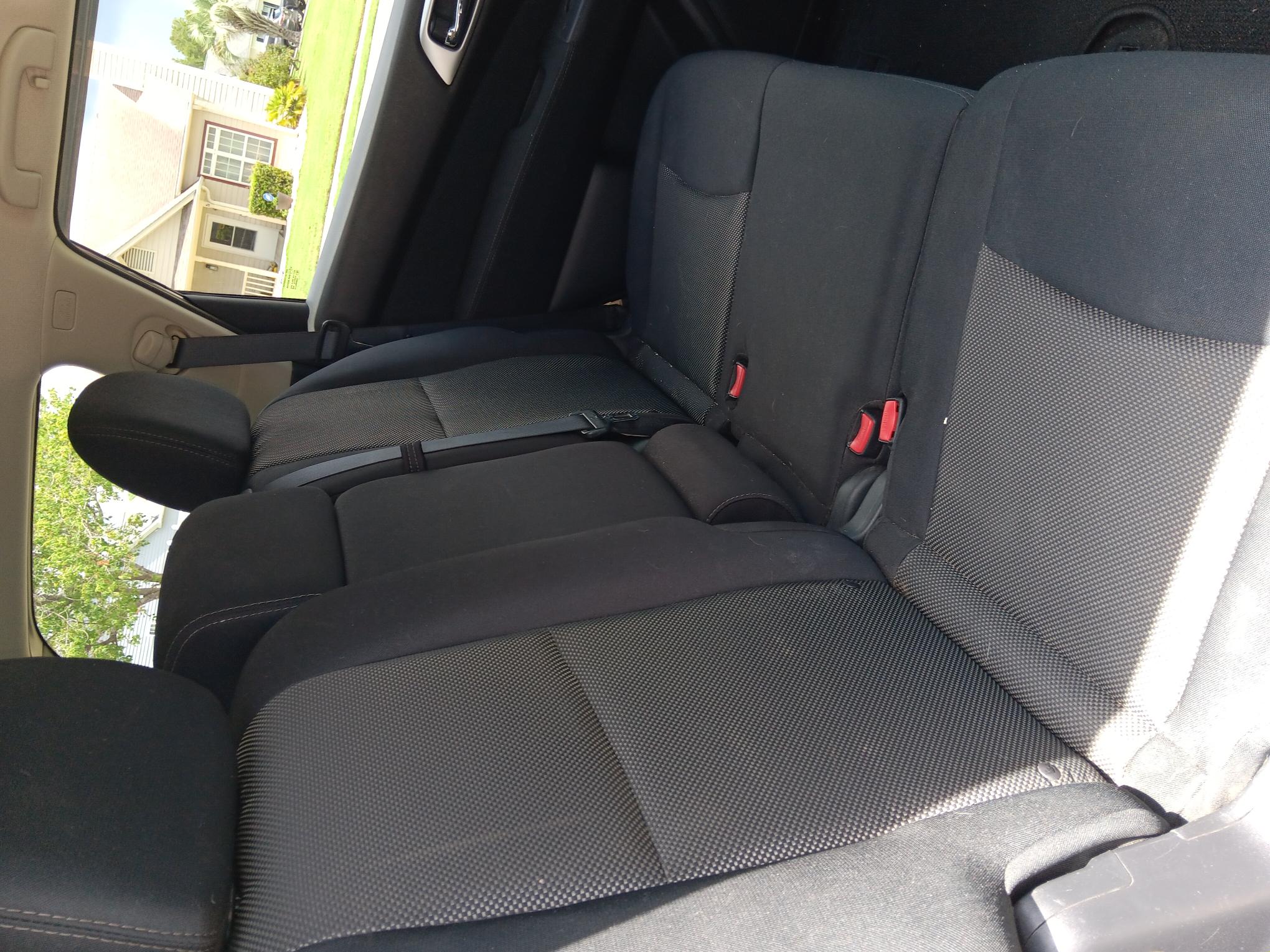 Used 2017 Nissan Pathfinder S AWD/4WD image 4