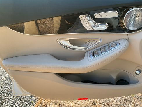 Used 2021 Mercedes-Benz C 300 Sedan image 15