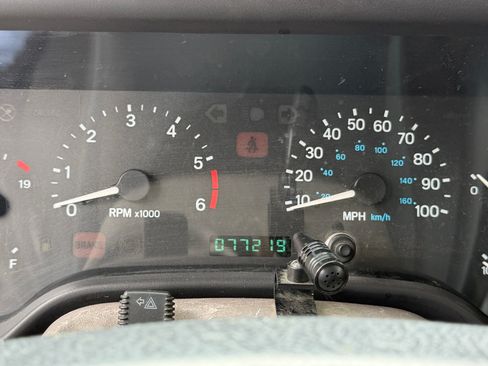 Used 1998 Jeep Wrangler Sahara AWD/4WD image 8