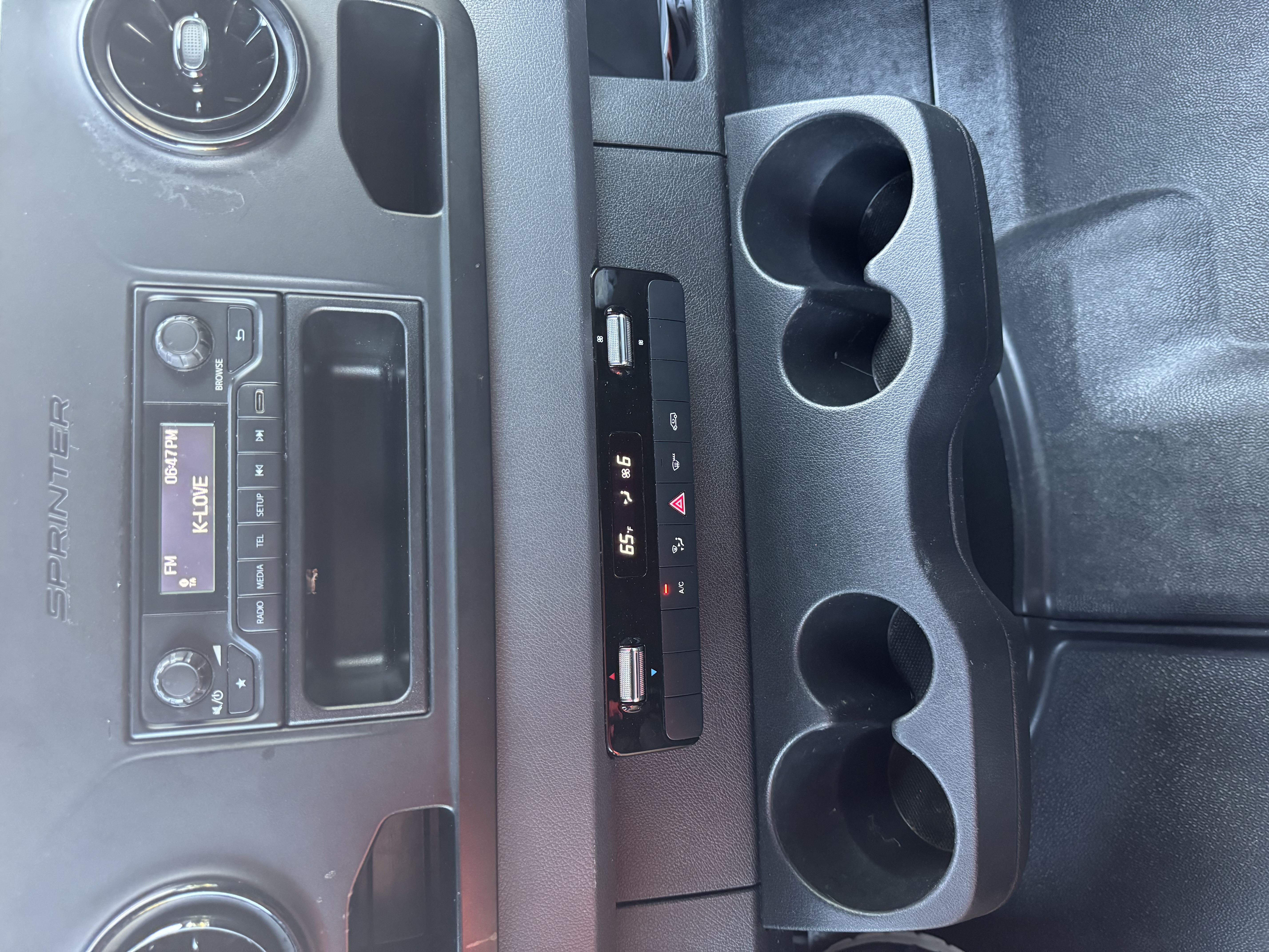Used 2021 Mercedes-Benz Sprinter 2500 image 22