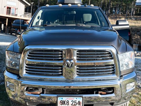 Used 2018 RAM 3500 Big Horn image 12