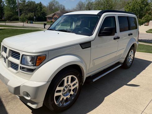 Used 2008 Dodge Nitro R/T image 25